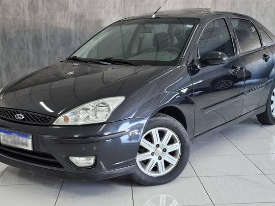 FORD FOCUS 2.0 GHIA SEDAN 16V GASOLINA 4P AUTOMÁTICO